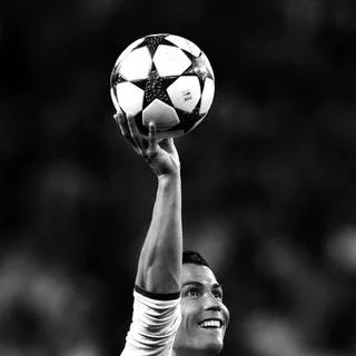 Diskusi Bola ⚽️