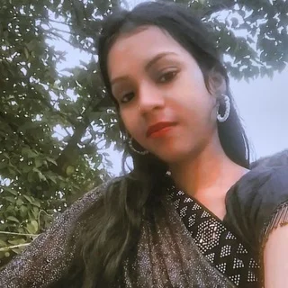 Chatting girl and boy 🥰🥰🥰