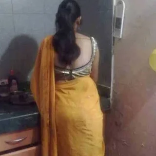Desi💋💋💋