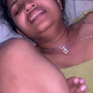 කාමය 🥵👄👇❤️